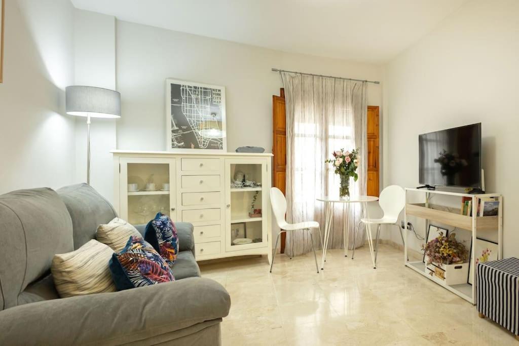 Pajaritos Center Suite By Valcambre Séville Extérieur photo