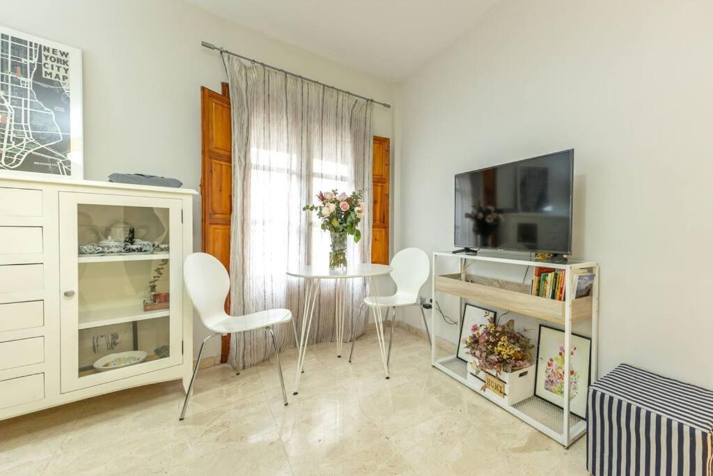 Pajaritos Center Suite By Valcambre Séville Extérieur photo